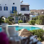 Mykonian Style W Shared Pool 8 & 9