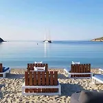 Casa vacanze Mykonian Style W Shared Pool 8 & 9