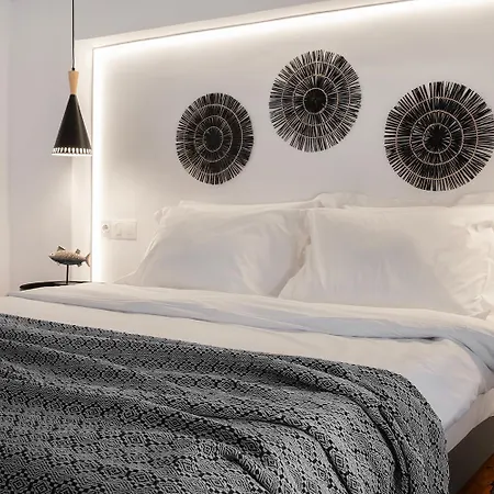 Mykonian Style W Shared Pool 8 & 9