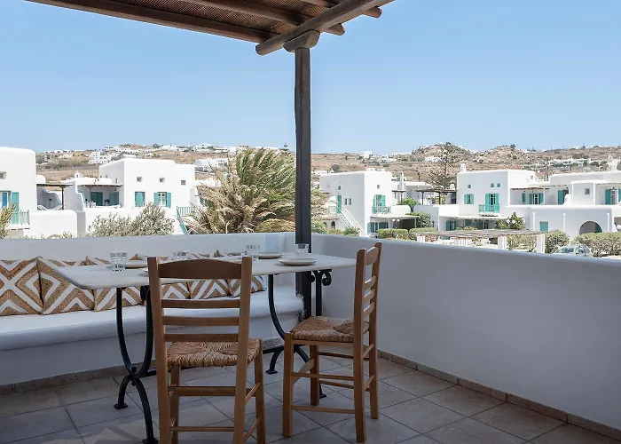 Mykonian Style W Shared Pool 8 & 9 אורנוס