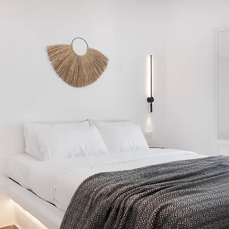 Mykonian Style W Shared Pool 8 & 9 오르노스