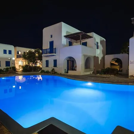 度假居 Mykonian Style W Shared Pool 8 & 9 *