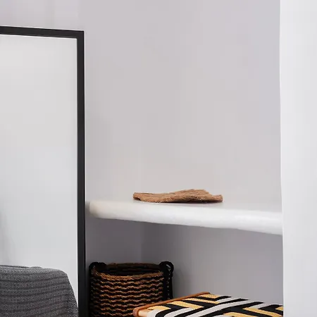 Mykonian Style W Shared Pool 8 & 9 *